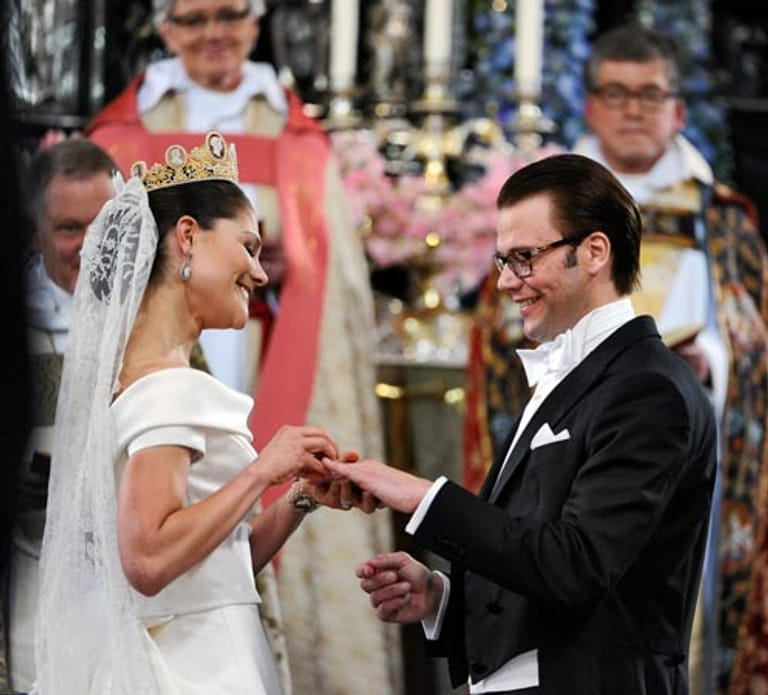 Dieser Tag wurde bald darauf aber getoppt: Am 19. Juni 2010 gaben sich die beiden in der Stockholmer Nikolaikirche das Jawort.