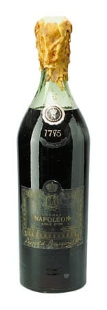Der größte aktuell zum Verkauf stehende Schatz ist der Cognac "Brugerolle" aus dem Jahr 1795 für 138.000 Pfund. Die Sechs-Liter-Flasche ist die letzte von ursprünglich 20 bis 30 Stück, die Napoleon einst für seine Offiziere im Feld mitgenommen hatte.