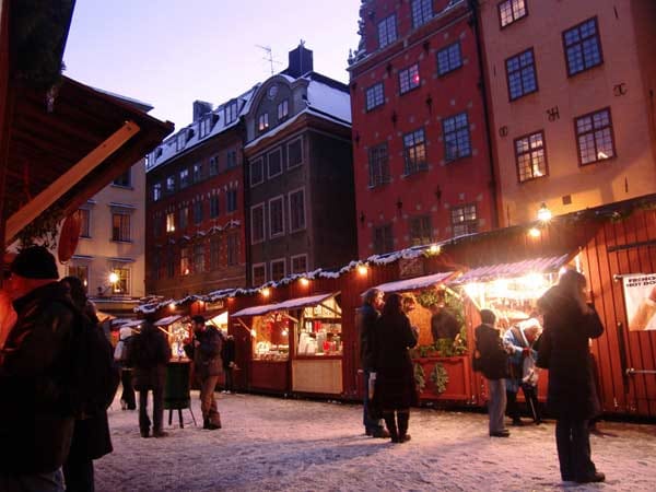 Die schwedische Hauptstadt bietet den Reisenden gleich eine Vielzahl an Weihnachtsmärkten.