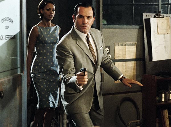 Bevor sie mit "The Artist" zu Oscar-Ruhm gelangten, schufen Regisseur Michel Hazanavicius und sein Hauptdarsteller Jean Dujardin mit den beiden "OSS 117"-Filmen "Der Spion, der sich liebte" und "Er ist sich selbst genug" zwei der besten James-Bond-Parodien überhaupt. Wer Sean Connery als 007 mag, der wird diese Filme lieben - fast besser als das Original.