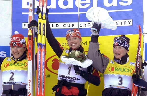 2001 gewann Sachenbacher ihren ersten Weltcup in Garmisch-Partenkirchen im Sprint.