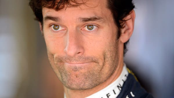 Mark Webber hat keine Chance auf dem WM mehr. Er wirkt nicht übermäßig gut gelaunt.