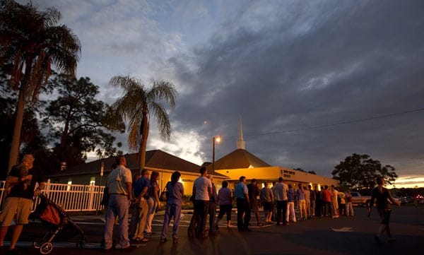 Im Swing-State Florida war es am spannendsten: Nach Auszählung von über sieben Millionen Stimmen (81%) lag Romney zeitweise mit nur 636 Stimmen vorne.