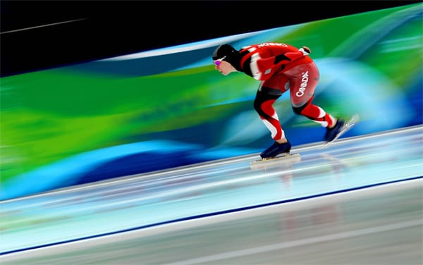Die Kanadierin Christine Nesbitt brach bei der WM 2012 in Calgary den Weltrekord auf 1000 Metern um 43 Hundertstel. Sie ist außerdem mehrfache Weltmeisterin und Olympiasiegerin 2010.