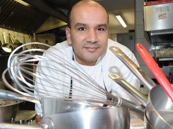 Der Koch und Besitzer des Restaurants "Piment", Wahabi Nouri. Er ist einer der beiden besten Hamburger Köche. Das meinen die Kritiker des Restaurantführers Gault Millau, dessen neueste Auflage am 12.11.2012 in München vorgestellt wurde.