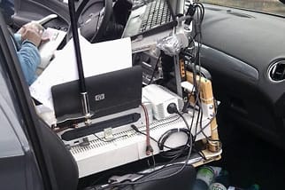 Ein mobiles Büro auf dem Beifahrersitz entdeckte die Polizei in einem Wagen auf der A8