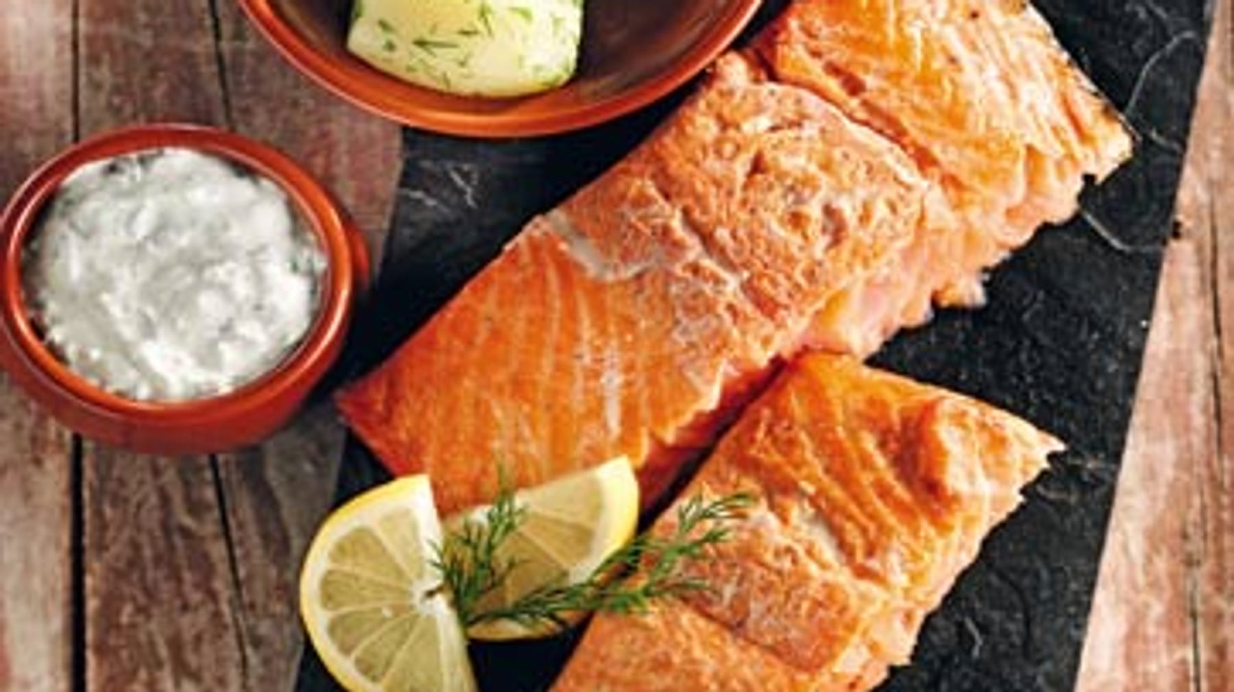 Heiß geräucherter Lachs