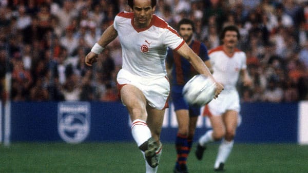 Der Fortune mit der hohen Stirn: Egon Köhnen absolvierte zwischen 1966 und 1981 insgesamt 376 Spiele für die Düsseldorfer, womit er die Nummer zwei in dieser Kategorie des Bundesligisten ist.