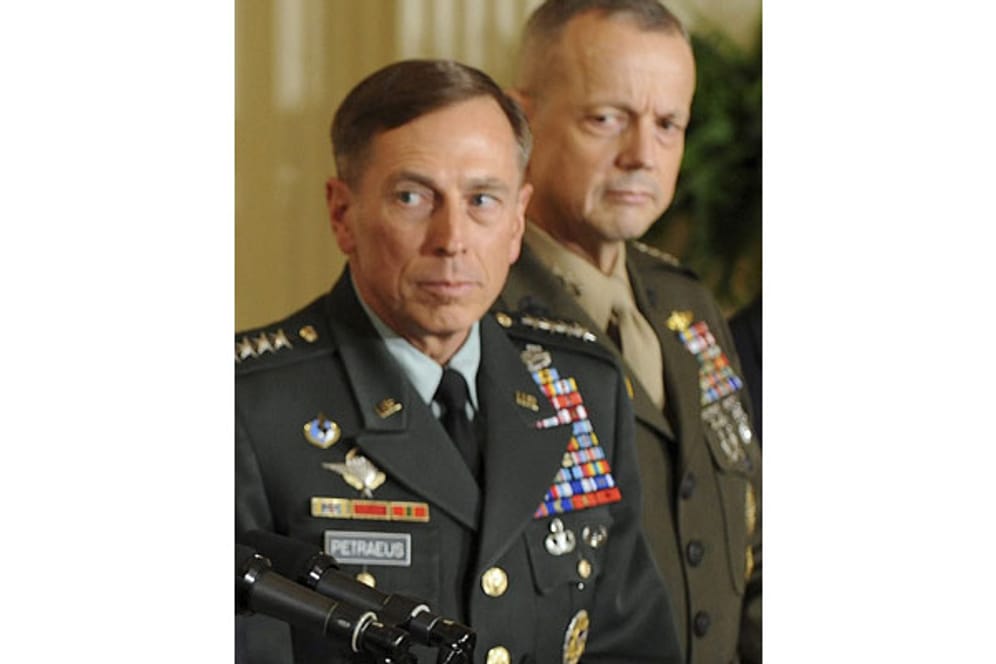 Liebes-Affären & US-Politik: David Petraeus und John Allen