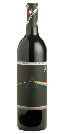 "The Dark Side of the Moon" ist Titel des erfolgreichsten Albums der Rockgruppe Pink Floyd und so heißt auch der passende kalifornische Rotwein, der für circa 13 Euro erhältlich ist.