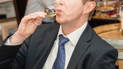 Insgesamt sechs Sorten schottischer Whisky wurden den zahlreichen Gästen gereicht.