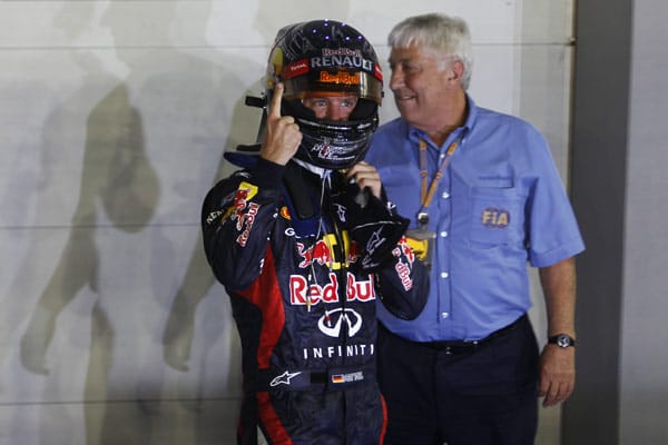 Die Aufholjagd kann beginnen: In Singapur rast Vettel zum Sieg – drei weitere sollen folgen. Plötzlich führt Vettel wieder Titel-Kampf.