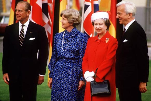 1987 war die Queen aufgrund eines Staatsbesuches in Deutschland und traf dort auf den damaligen Bundespräsidenten Richard von Weizsäcker.