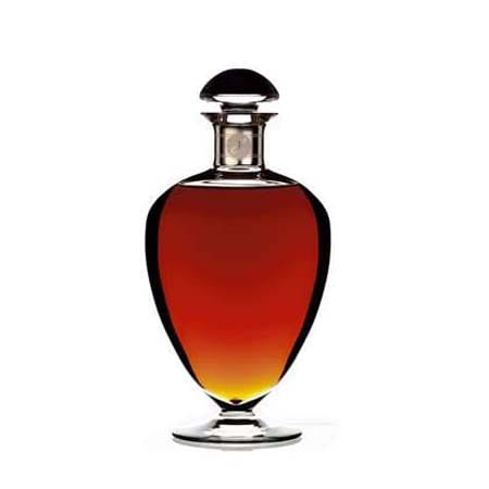 Etwas günstiger ist der Cognac "Le Voyage de Delamain" zu haben. Eine Kristall-Karaffe dieser limitierten Auflage kostet 4200 Euro.