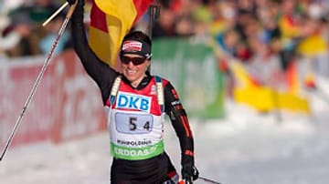 Staffel-Weltmeisterin Andrea Henkel ist mit 35 Jahren die dienstälteste Biathletin im deutschen Wintersport-Aufgebot.