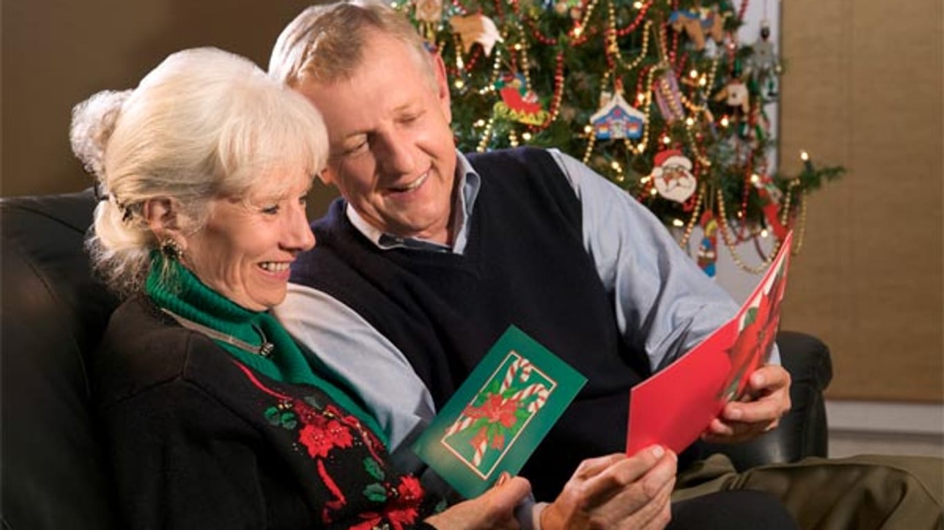 Überraschen Sie Ihre Familie und verschicken Sie Karten mit einem selbstverfassten Weihnachtsgedicht