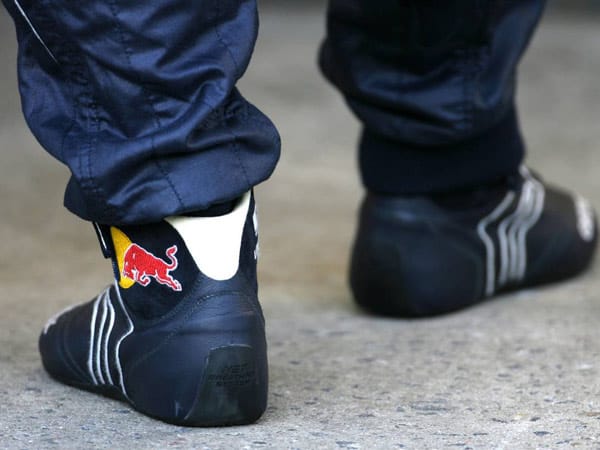 So sehen Formel-1-Schuhe aus. Diese hier sind die von Sebastian Vettel.
