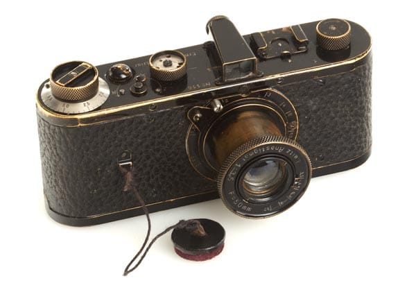 Den Titel "teuerste Fotoapparat aller Zeiten" trägt eine Kamera aus dem Jahre 1923: Im Mai dieses Jahres kam eine Leica aus einer Testserie unter den Hammer - für über zwei Millionen Euro.