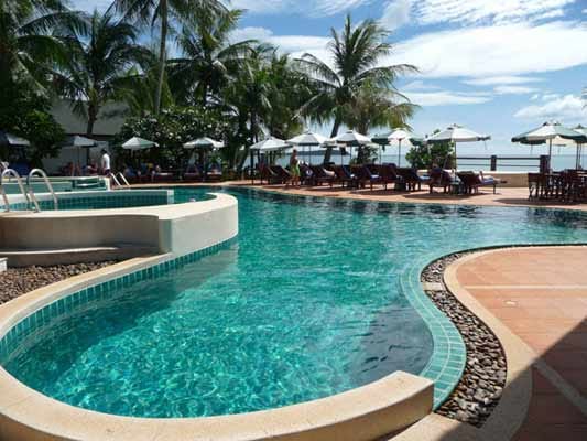 "Hotel Banana Fan Sea": Eine zauberhafte Oase mitten im Paradies. Die unmittelbare Lage am Chaweng Strand gilt als eine der schönsten in ganz Thailand.