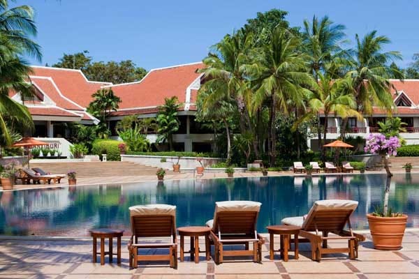"Santiburi Resort": Ein Paradies auf Erden: Das Resort auf der traumhaften Insel Koh Samui ist von einem 23 Hektar großen Palmenhain umgeben.