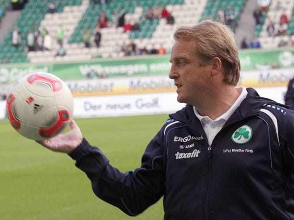 Fürth-Trainer Mike Büskens.