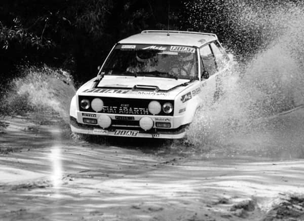 Italienische Marken haben Tradition in der Rallye-Szene: 1980 feiert Walter Röhrl mit dem Fiat 131 Abarth seinen ersten WM-Titel.
