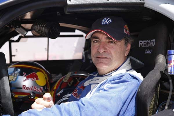 Ein Großer des Rallye-Sports ist Carlos Sainz: Der Spanier holte sich zweimal (1990 und 1992) den WM-Titel. Auch bei Marathon-Rallyes ist "El Matador" sehr erfolgreich. 2010 gewann er das Wüstenspektakel Rallye Dakar.