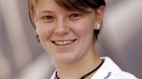 Seit der Saison 2006/2007 steht die damals 16-jährige Miriam Gössner im Biathlon-Nationalkader. Bei den Weltmeisterschaften der Junioren in Ruhpolding 2008 gewann sie mit der Staffel ihre erste Goldmedaille.