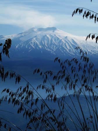 Europas bekanntester Vulkan ist der Ätna auf Sizilien.