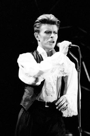 David Bowie präsentierte 1983 sein kommerziell erfolgreichstes Album "Let's Dance" und stieg damit in den Pop-Olymp.
