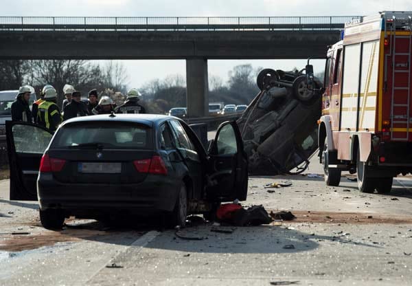 Unfall mit Geisterfahrer auf der Autobahn 92.