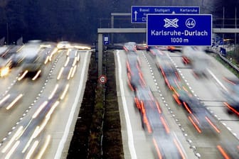 Flüssigen Verkehr gibt es am Freitagabend, den 18.1.2013, nicht. Dann wird voraussichtlich das Autobahndreieck Karlsruhe in beiden Richtungen gesperrt.