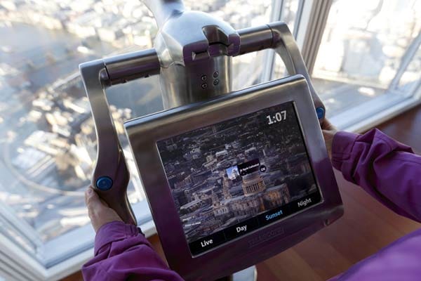 Die Aussichtsplattform "A view from the Shard" bietet digitale Teleskope, die bei jedem Wetter eine gute Fernsicht garantieren sollen.