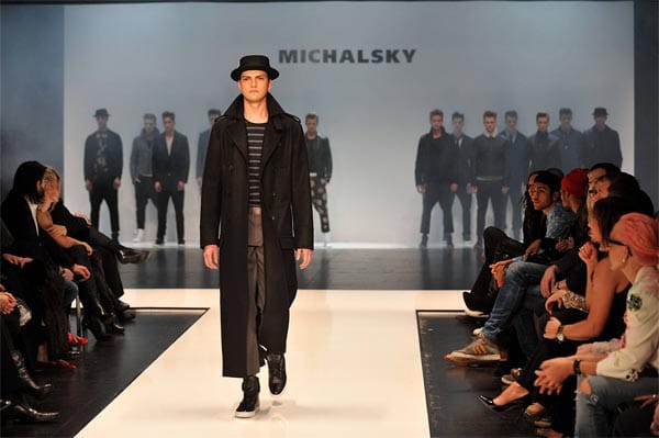 Jimi Blue Ochsenknecht lief für Designer Michalsky bei der Style Nite Modenschau im Rahmen der Mercedes-Benz Fashion Week.
