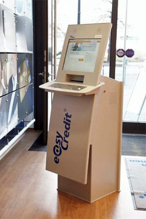 Ein Schufa-Automat der Firma easyCredit.
