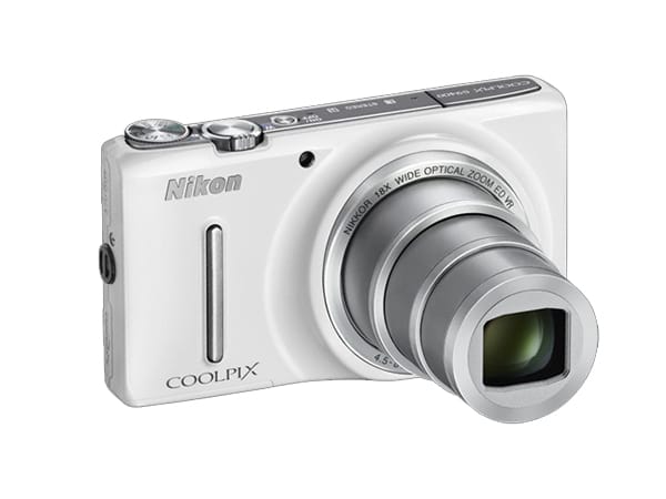 Nikon Coolpix S9400.