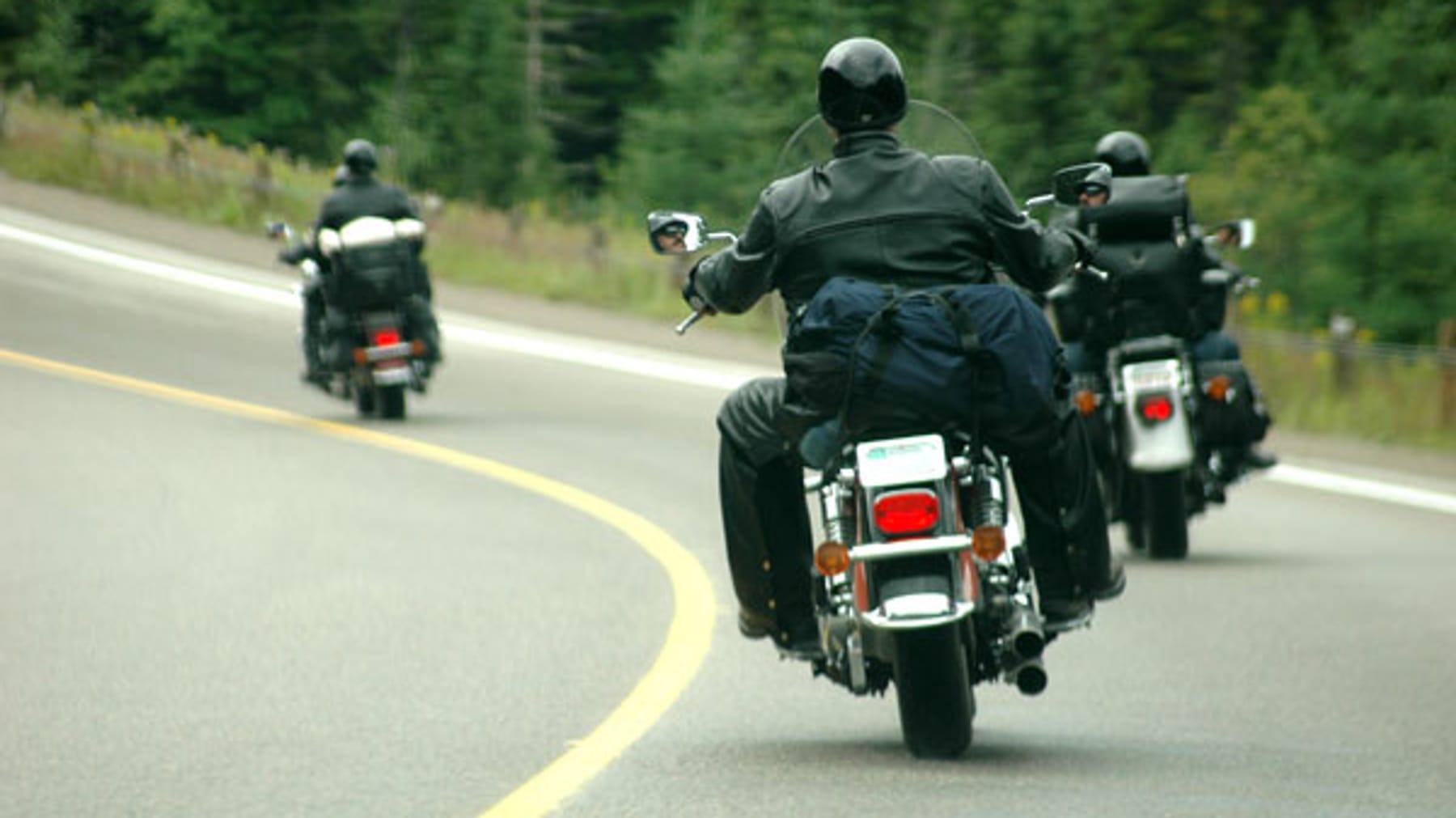 Bremsbeläge prüfen: Sicherheit durch Motorradpflege