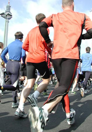 Läufer beim City-Marathon in Berlin.