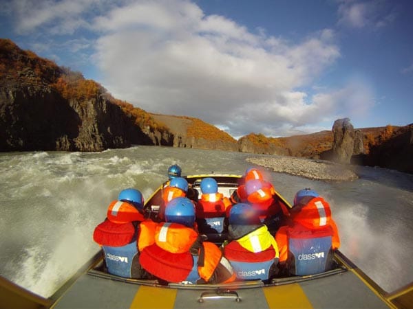 Speedboat fahren auf Island.