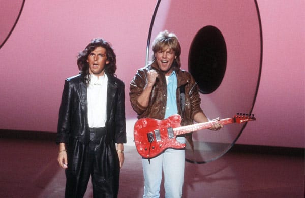 1985 fing alles an. Zusammen mit Dieter Bohlen als Duo Modern Talking legte er direkt einen kometenhaften Aufstieg hin. Mit "You're My Heart, You're My Soul" landeten die beiden ihren ersten Nummer-Eins-Hit. Bereits zwei Jahre später trennten sich Anders und Bohlen aufgrund persönlicher Differenzen.