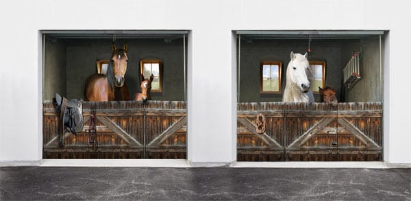 Fotoplanen für Garagentore: Motiv "Pferde Box 2"