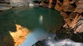 Handrail Pool in der Weano Gorge, Karijini-Nationalpark.
