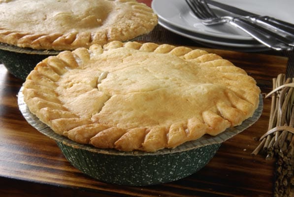 Als "Pie" bezeichnet man eine englische Pastete, die süß oder herzhaft gefüllt sein kann.