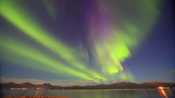 Die Europäische Weltraumagentur Esa will ein Vorhersageprogramm für Polarlichter starten.