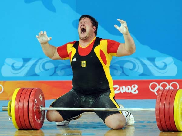 Matthias Steiner jubelt nach seinem Olympiasieg 2008 in Peking.