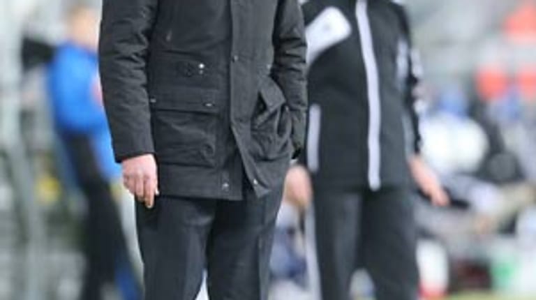 Markus Babbel ist stolze elf Monate Trainer der TSG 1899 Hoffenheim. Im Dezember 2013, nach vier Niederlagen in Serie, muss der 40-Jährige dann aber seinen Hut nehmen.