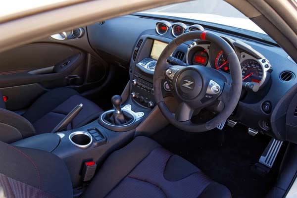 Nissan 370Z Nismo: Tuning ab Werk