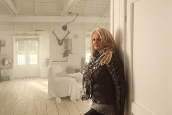 Großbritannien schickt die inzwischen 62-jährige Bonnie Tyler nach Malmö. Ihr Song "Belive In Me" hat durchaus Ohrwurm-Qualitäten. So gut wie "Total Eclipse of the Heart" ist er aber nicht.