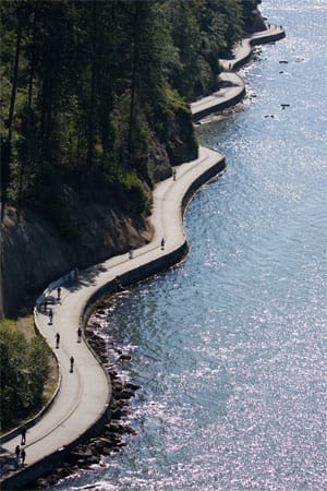 Uferweg des Stanley Park in Vancouver: Seawall.