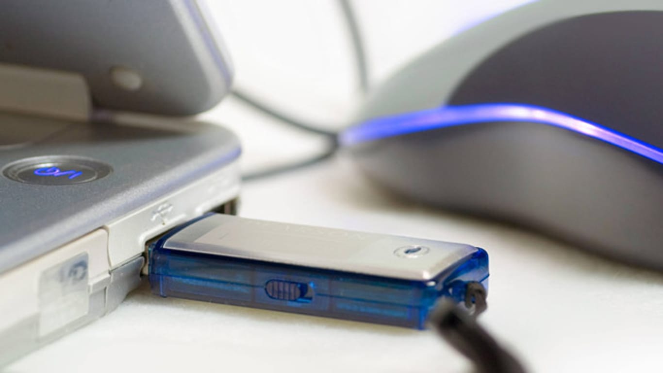 USB-Stick nicht erkannt: Oft hilft schon Umstecken